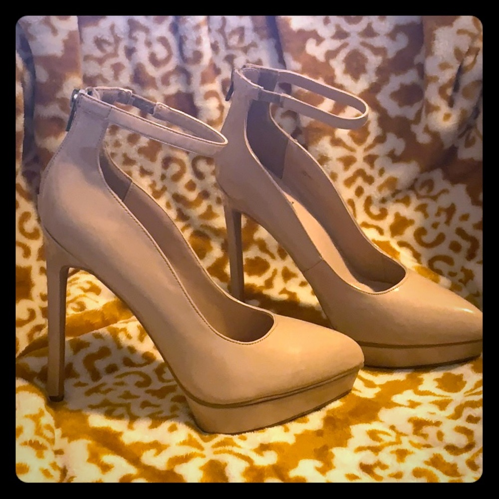 Ankle strap heel